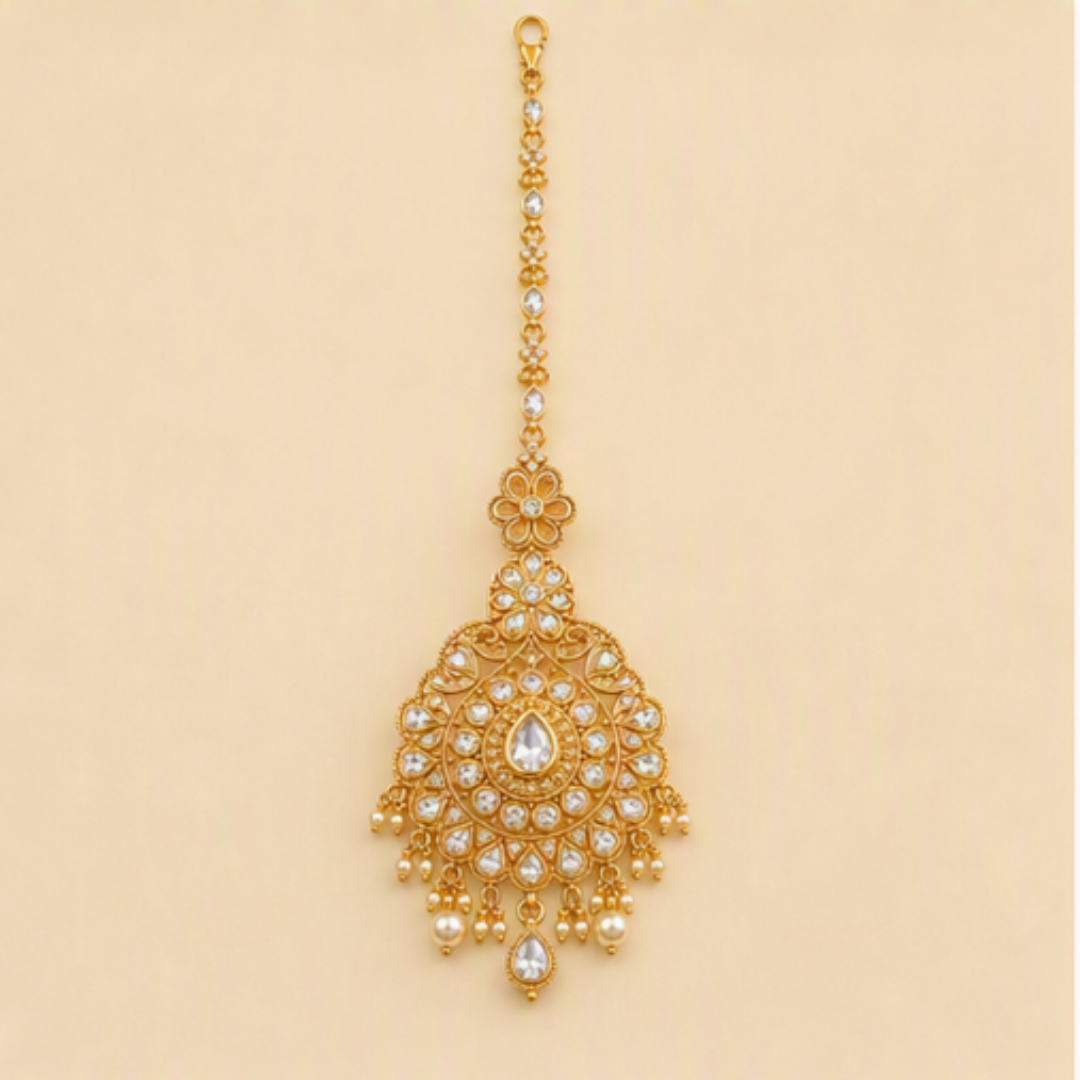 Elegant Floral Gold Maang Tikka – Traditional Bridal Design
